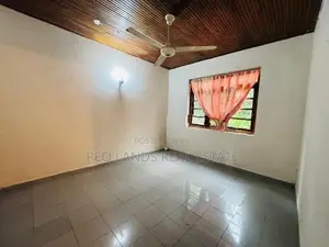 (AH16) Two Storey House for Sale in Pannipitiya