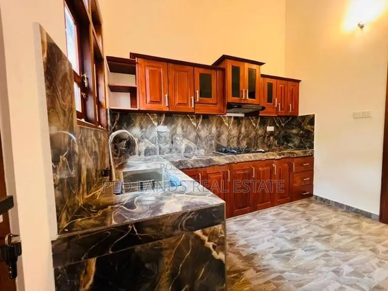 (AR188) Brand New House for Rent in Kottawa Kiriwaththuduwa