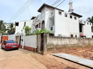 (SR1575) Luxury Furnished 4BR House for Rent in Pelawatte, Battaramull