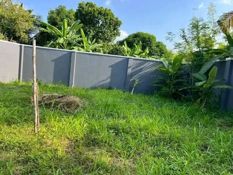 Valuable Land for Sale in Ja Ela - Araliya Garden