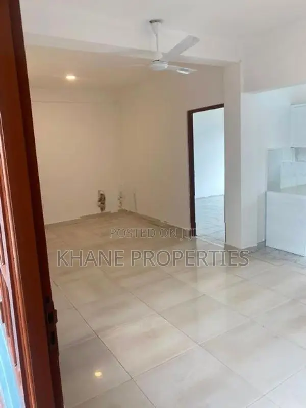 Dehiwala junction apartment for sale Rs.23.5mn