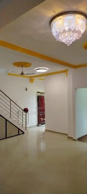 Spacious 2 Storey House for Sale Wellampitiya