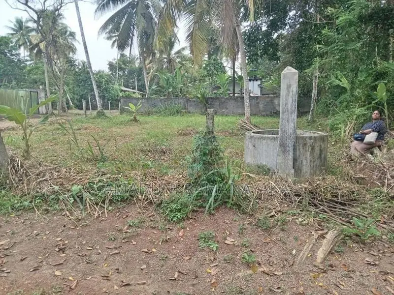 Land For Sale In Yakkala Miriswatta