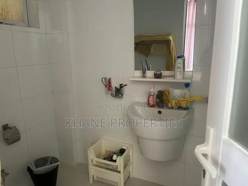 Wellawatte beautiful, sea view apartment