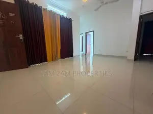 Apartment For Sale In Off Hamdan Lane Wellawatta Colombo 06
