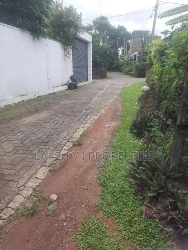 Land For Sale In Piliyandala Pelanwatta