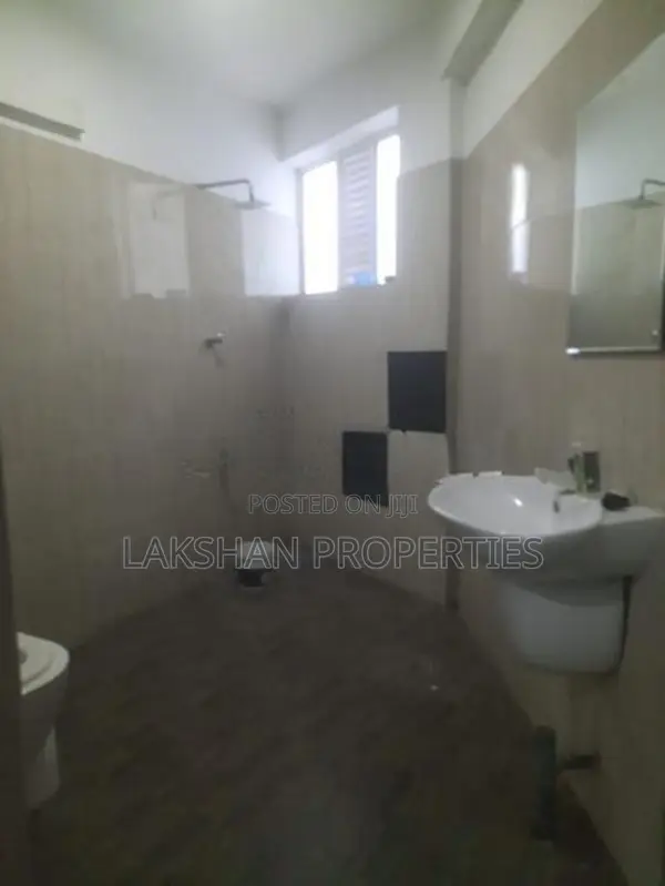 Saloon Space For Rent In Boralesgamuwa දිවුලපිටිය