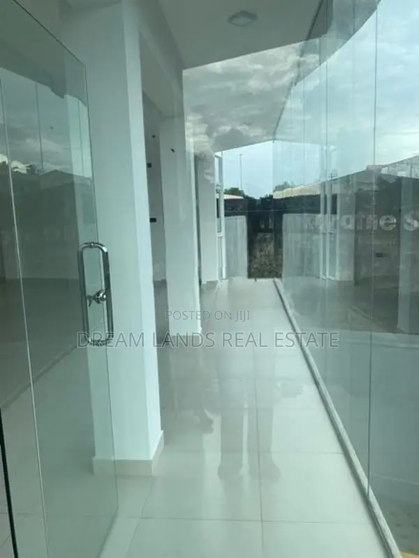 COMMERCIAL BUILDING FOR RENT IN MARADAGAHAMULA (SP1332)