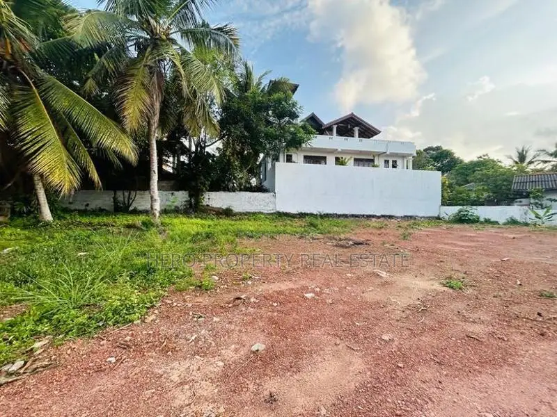 Valuable Residential Land for Sale in Nugegoda Pagoda Road