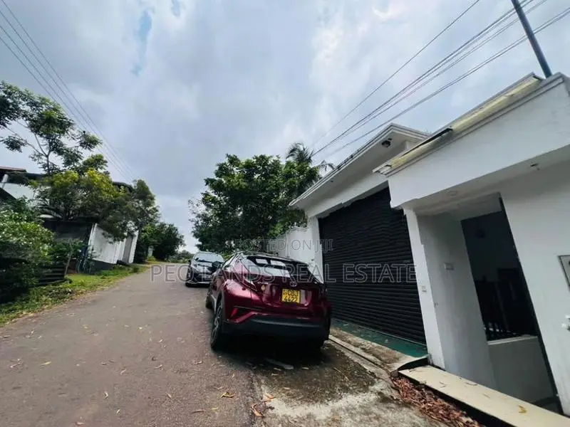(AH298) 3-Storey Architecture Designed House for Sale in Homagama