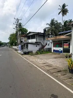 Commercial Property For Sale – Galle Road Aluthgama