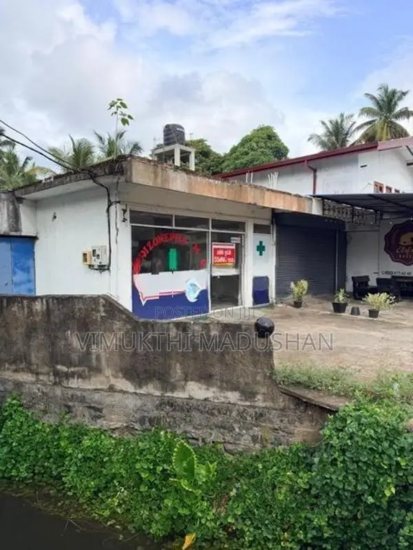 Commercial Property For Sale – Galle Road Aluthgama