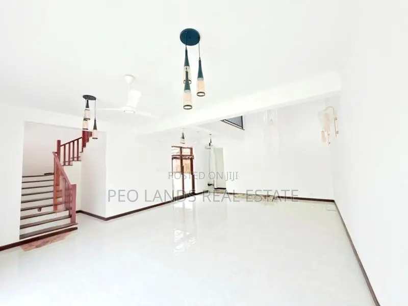 (SH1137) Brand New Modern Luxury House for Sale in Battaramulla