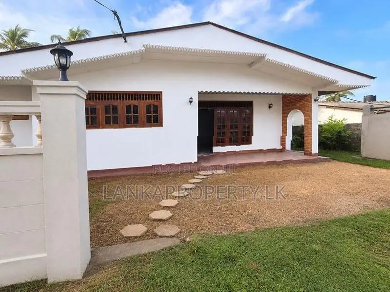 Completed House for Sale – Mahawatte Road, Ganemulla.