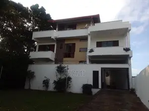 Furnished 5BR 3 Storey Modern House with Large Garden Rent in Dehiwala