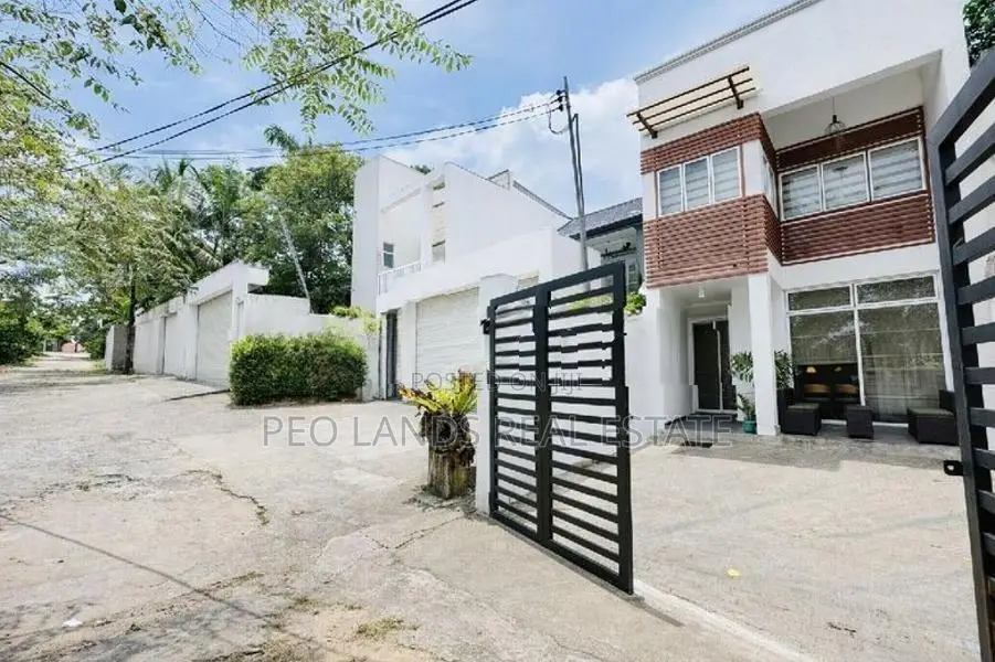 (SH1151) Semi Furnished Two Storey House for Sale in Pelawatte