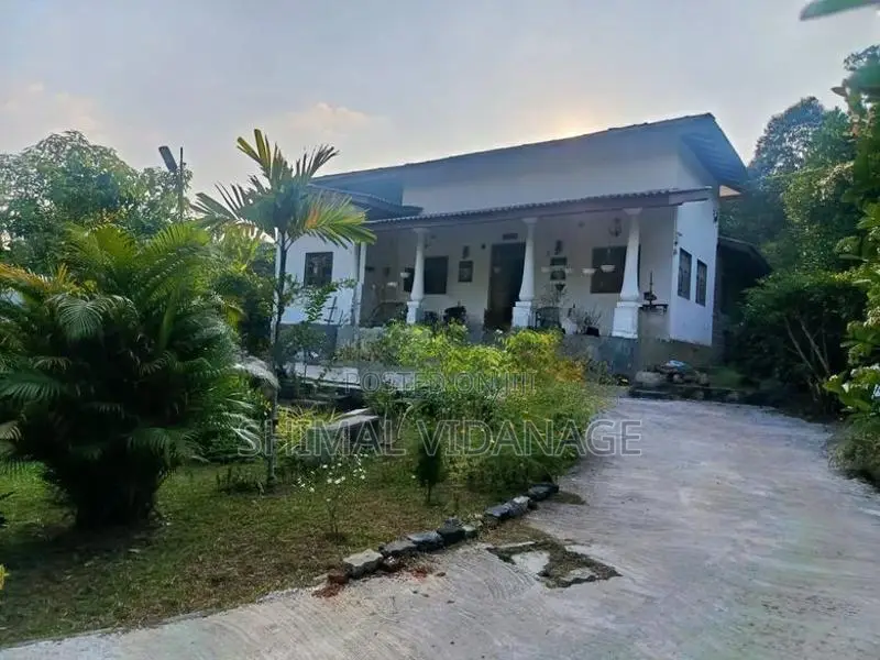 House for Sale with Land Panagoda