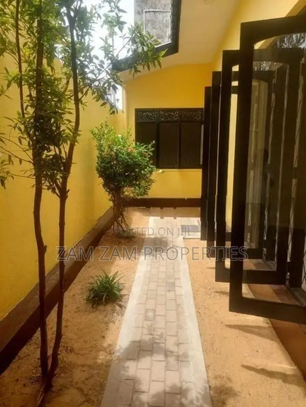 House For Sale In Dhammadara Mawatha Ratmalana