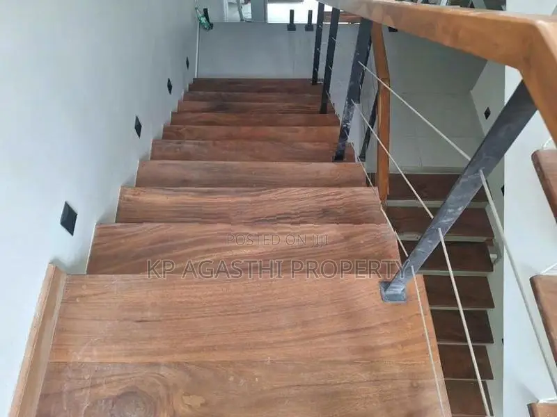 thalawathugoda junction house for sale