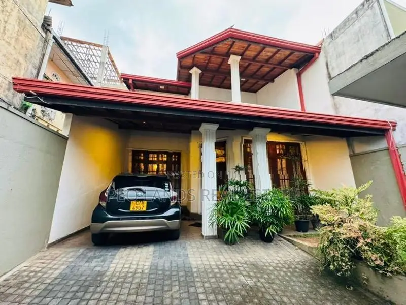(AH300) Two Storey House for Sale in Kalubowila