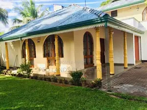 (SH1427) 17 Perch Two Storey House for Sale in Battaramulla