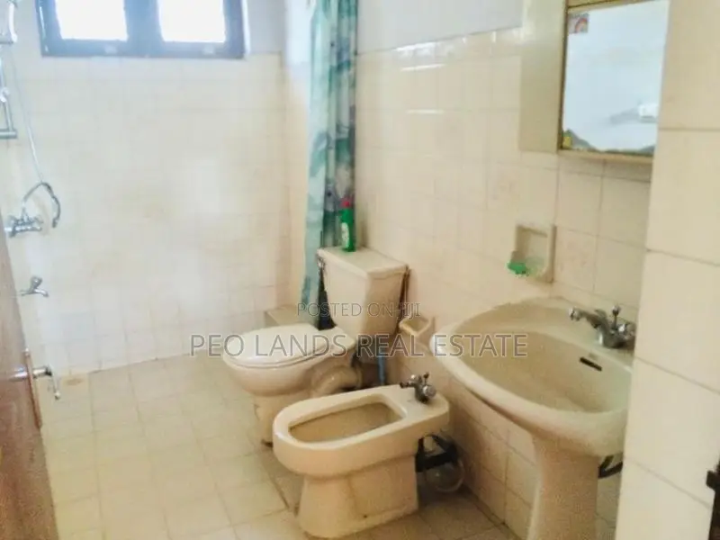 (SH1427) 17 Perch Two Storey House for Sale in Battaramulla