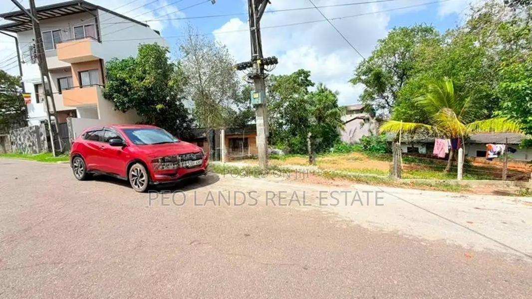 (SL1516) Land for Sale in Kalapaluwawa Rd school lane facing Rajagiriy