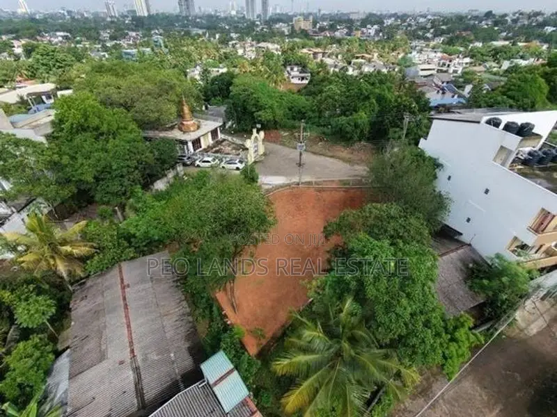 (SL1516) Land for Sale in Kalapaluwawa Rd school lane facing Rajagiriy