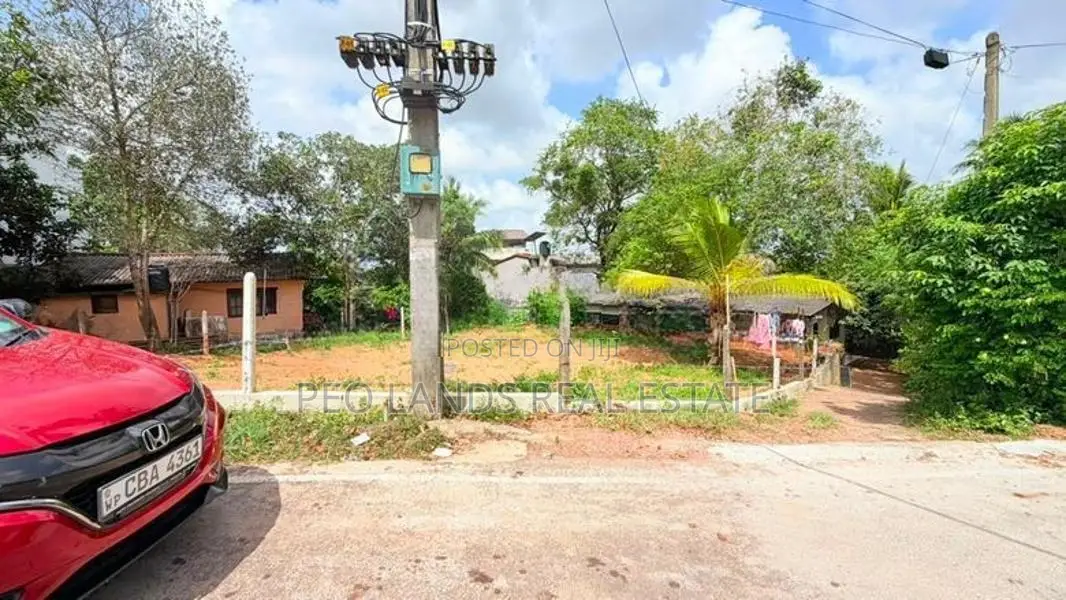 (SL1516) Land for Sale in Kalapaluwawa Rd school lane facing Rajagiriy