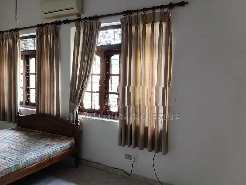 4BED HOUSE FOR RENT IN COLOMBO 05 (SP1335)