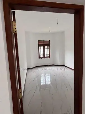 Luxury House for Sale in Kiribathgoda
