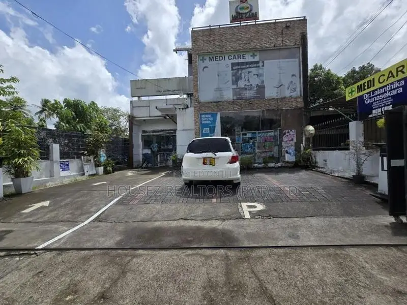Fully Equipped Medical Center Pharmacy for Sale – Horana