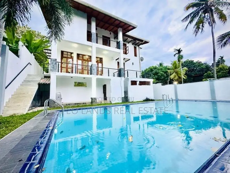 (SH821) Super Luxury Two Storey House for Sale in Battaramulla