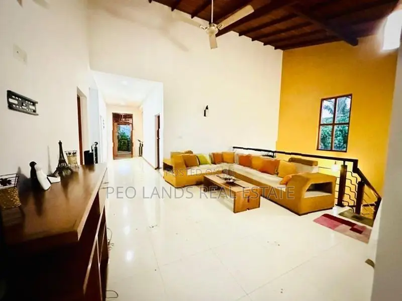 (SH821) Super Luxury Two Storey House for Sale in Battaramulla