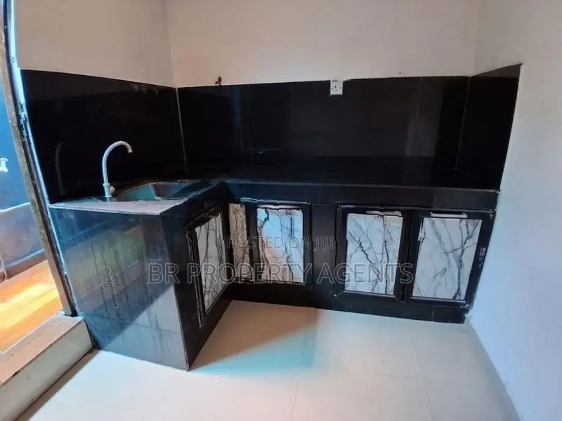 Single Story House for Sale in Wellampitiya