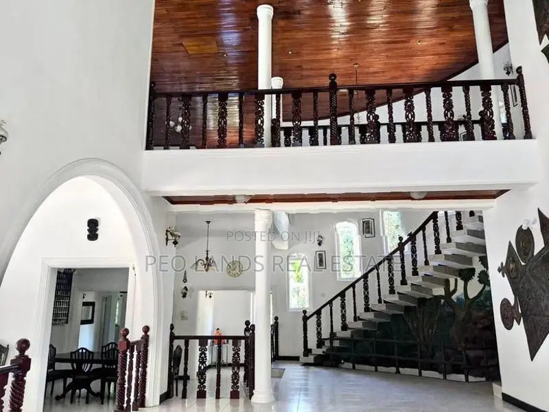 (SH1594) Two Storey House with Apartment for Sale in Aniwatte, Kandy