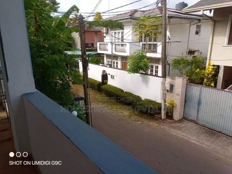 Spacious 4-Bedroom House for Sale – Nugegoda