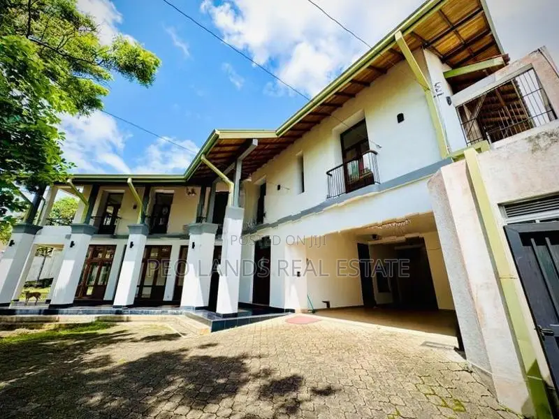 (SH1063) Two Storey House for sale in Battaramulla Subuthipura