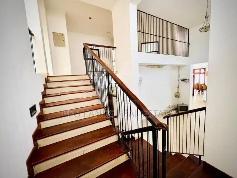 (SH1063) Two Storey House for sale in Battaramulla Subuthipura