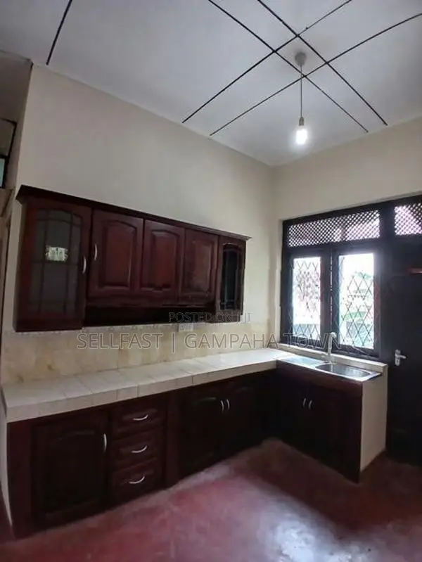 Upstair House for Rent - Gampaha
