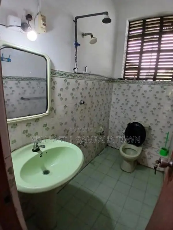 Upstair House for Rent - Gampaha