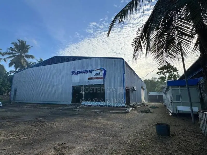 Malabe Chandrika Kumaratunga Mawatha 10,000 Sqft WareHouse for Sale