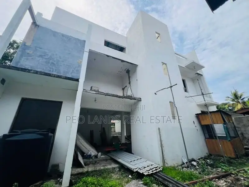 (AC312) Three Storey House with Warehouse for Sale in Dehiwala