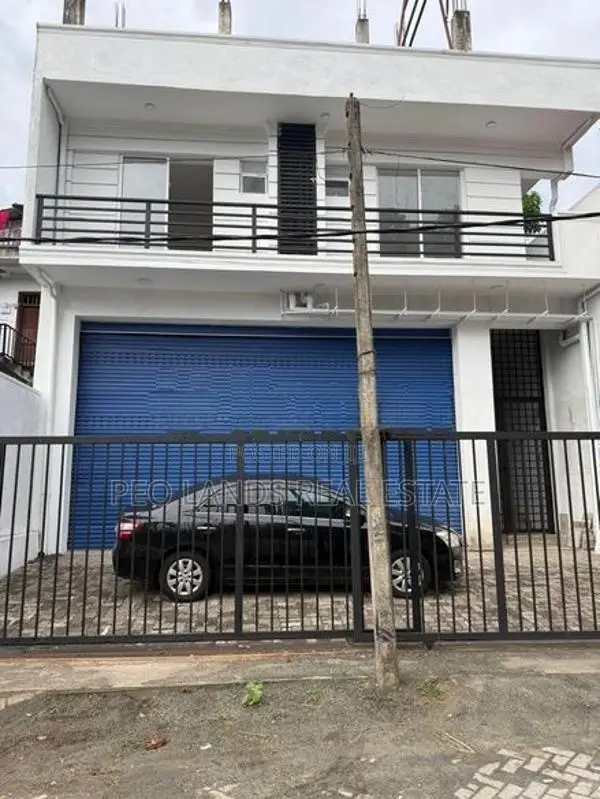 (AC311) Luxury Houses with Warehouse for Sale in Kalubowila