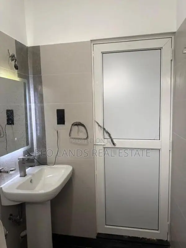 (AC311) Luxury Houses with Warehouse for Sale in Kalubowila