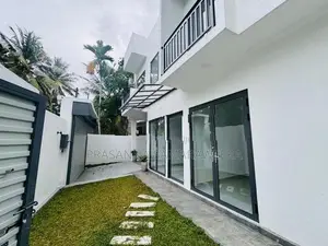 Brand new super house in piliyandala 120 road near by