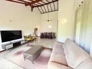 (SH1583) Luxury Three Storey House for Sale in Pitakotte