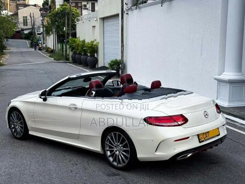 Mercedes Benz C200 AMG Premium Plus 2016