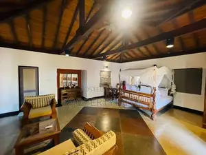 European Antics Style House for Rent Colombo 08 - PDH37