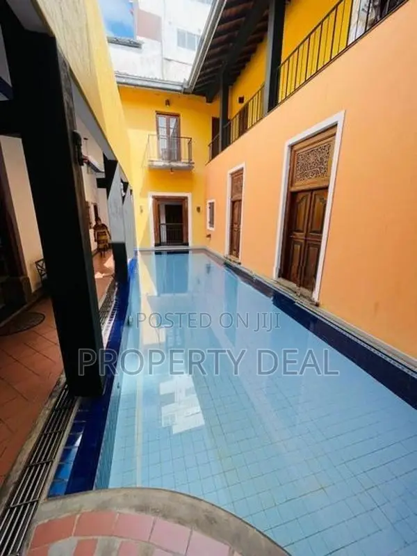 European Antics Style House for Rent Colombo 08 - PDH37